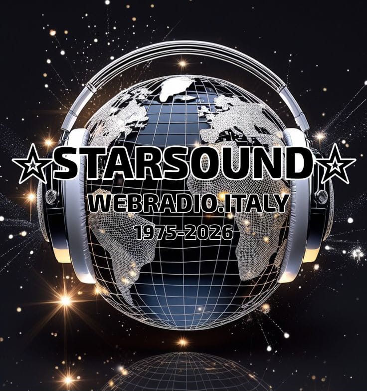 Globo terrestre con cuffie e scritta Starsound, sfondo stellato con bagliori luminosi e linee cosmiche.